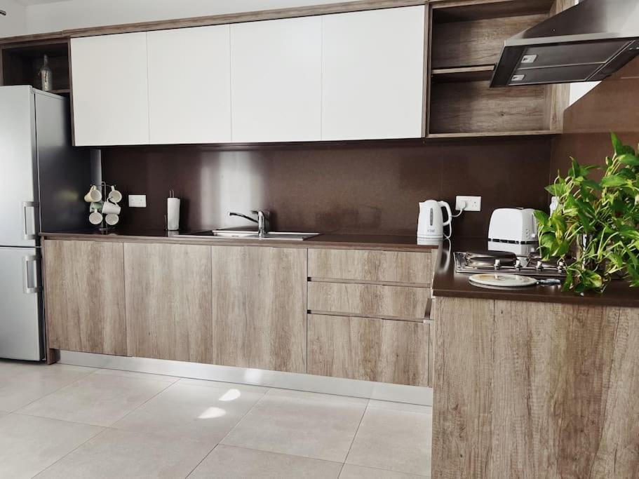 Modern Apartment In มาร์ซาสคาลา ภายนอก รูปภาพ